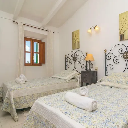 Can Tiona Holiday home